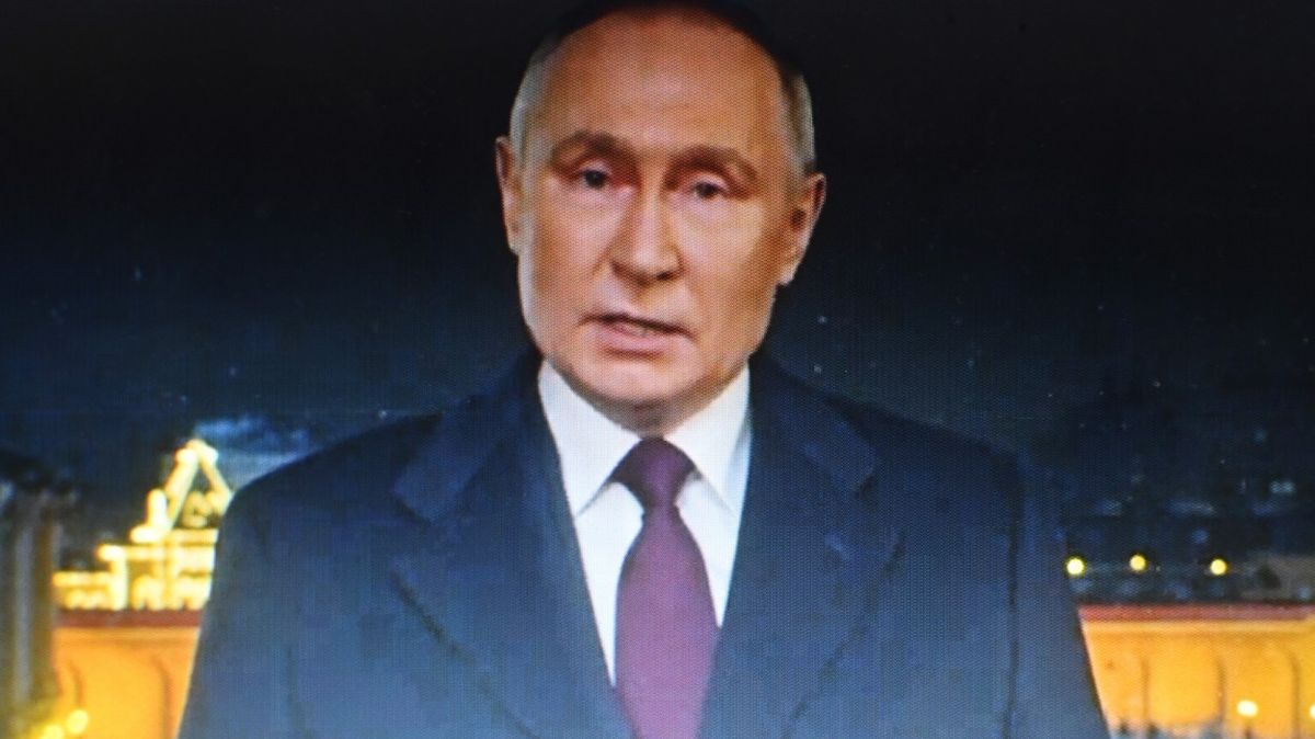 Nikdy neustoupíme, prohlásil v projevu Putin